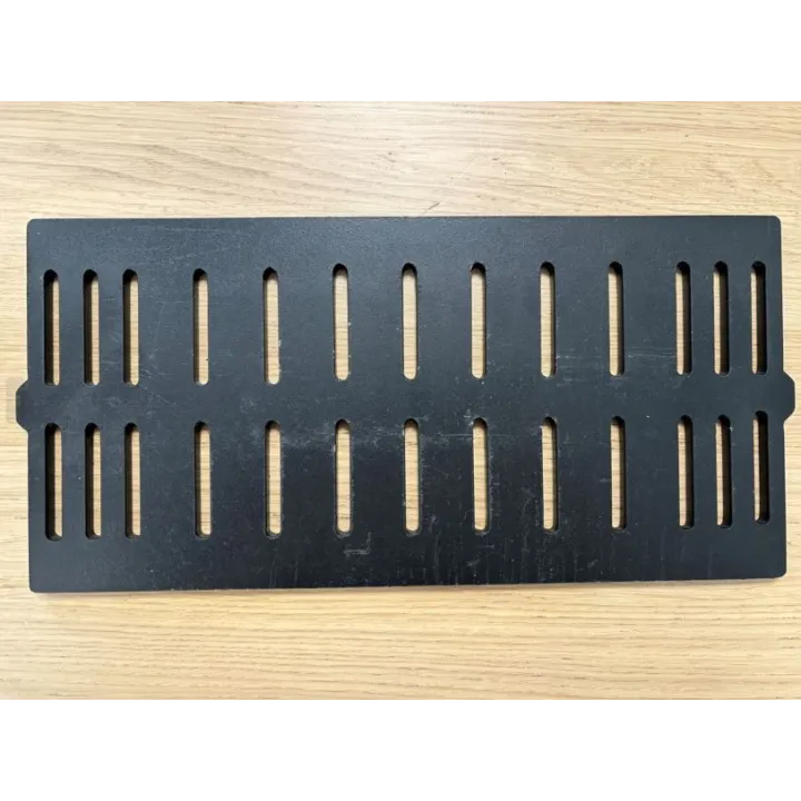 GRILLE DE DECENDRAGE FONTE NOIRE - 03046NOIBC SUPRA Pièce détachée pour poele à bois Supra - Ersho